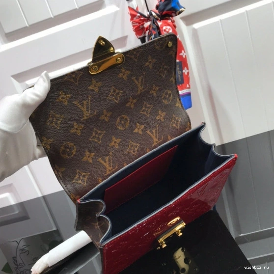 WIS LOUIS WYNWOOD VUITTON 0721